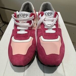 Women Pink Sneakers